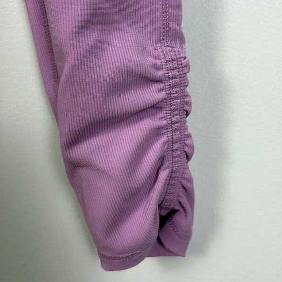 Wilo Lavender Rusched Ankle Leggings - Picture 5 of 8